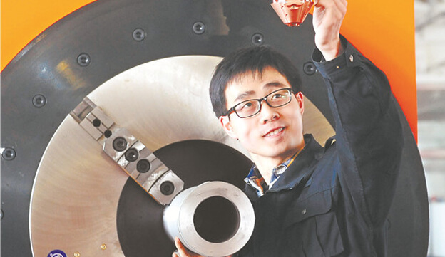“金屬縫紉機”能潛水激光切割